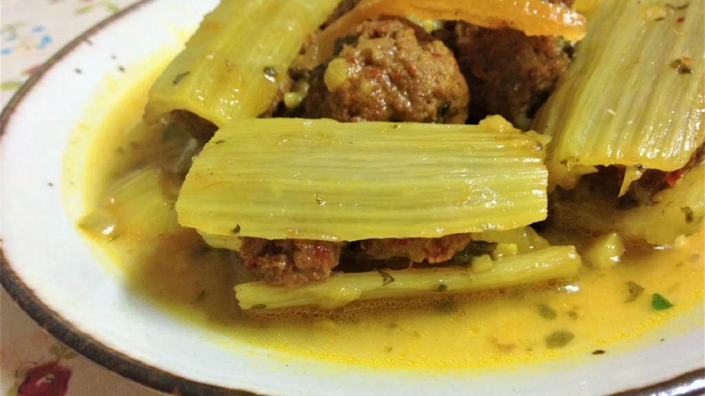 Gefüllte marokkanische Karden mit Kofta