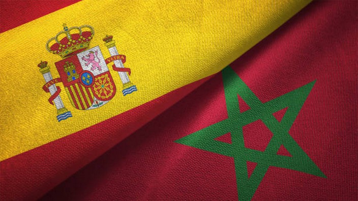 Flaggen Spanien und Marokko