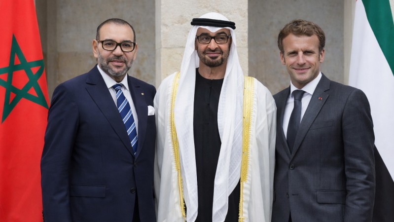 König Mohammed VI, Sheikh Mohamed bin Zayed und Emanuell Macron, Foto: .aletihad.ae