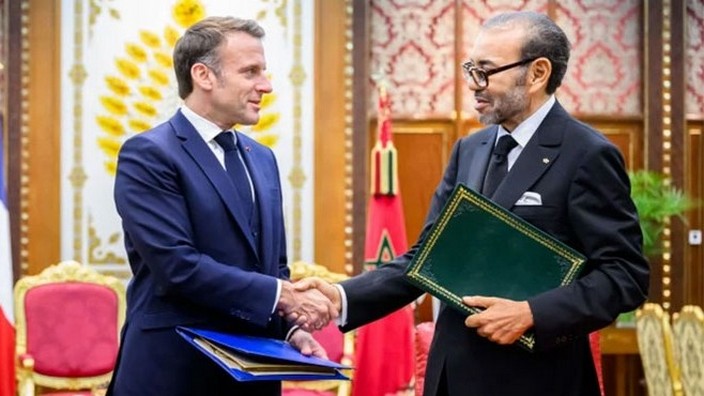 Emmanuel Macron und König Mohammed VI im Oktober 2024