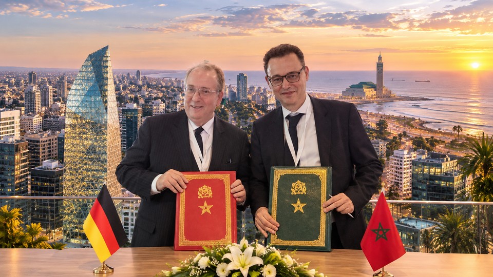Abdelmounim El Eulj, Präsident der FENAGRI, Bernd Jablonowski, Executive Director der Messe Düsseldorf. Foto mit Hilfe von ChatGPT zusammengestellt Abdelmounim El Eulj, Präsident der FENAGRI, Bernd Jablonowski, Executive Director der Messe Düsseldorf. Foto mit Hilfe von ChatGPT zusammengestellt