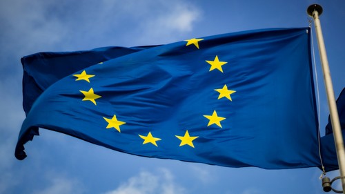 Europa Flagge. Foto: Christian Lue auf unsplash Europa Flagge. Foto: Christian Lue auf unsplash