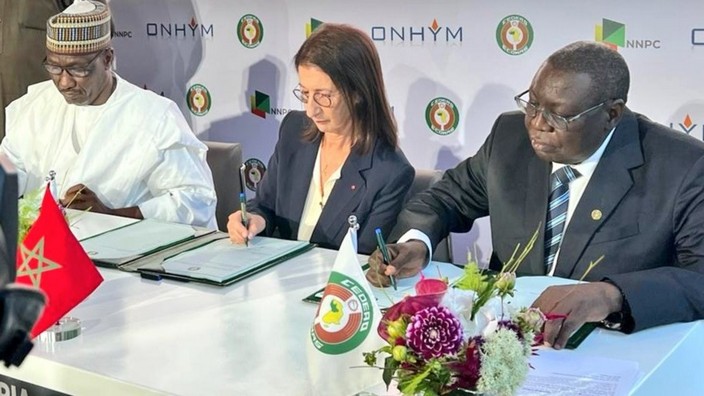 Mele Kyari, Dr. Amina Benkhadra, Baboucarr Njie. Foto orientalnewsng.com