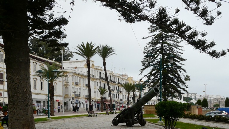 Tanger, das Tor zu Afrika, La Corniche, Häuser aus dem ersten Drittel des 20. JH (spanisches "Protektorat")