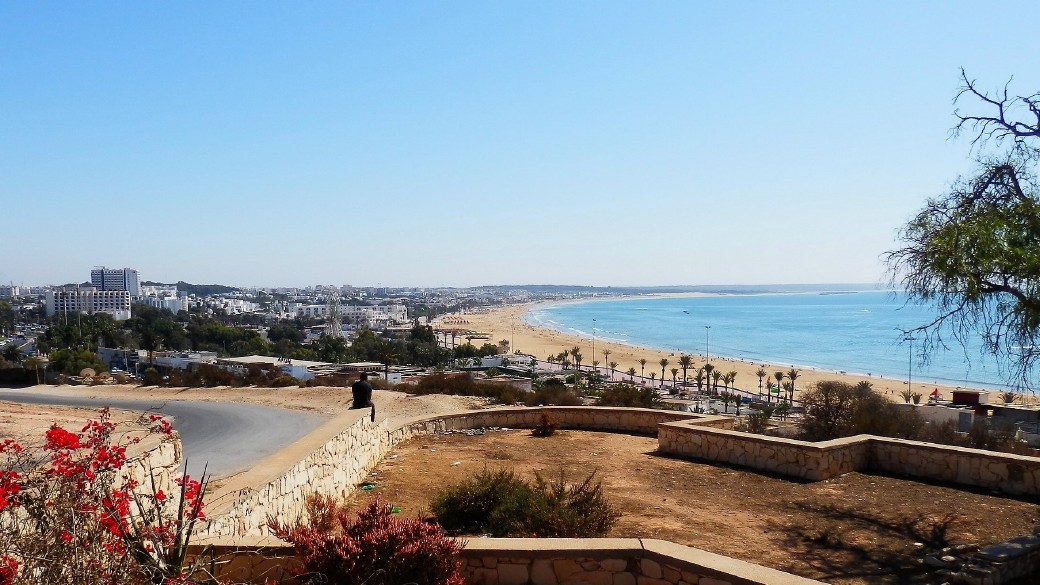 Blick auf den Strand, aufgenommen aus ancien Talborij, Foto: marokko-erfahren.de